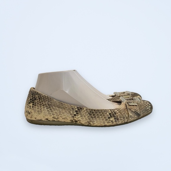 Stuart Weitzman Lucid Snakeskin Ballet Flats Pewter Gilt Python SZ 8.5 $315 - Picture 4 of 12